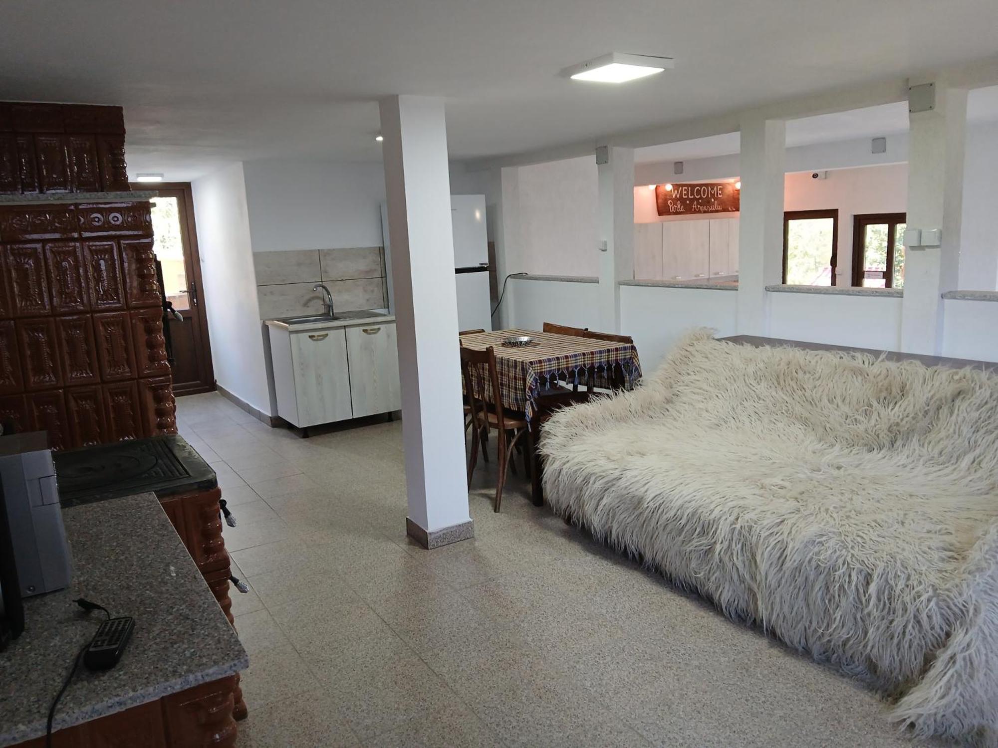 Perla Argesului, Ciubar, Piscina, Lift, Gratar, Cabana, Pensiuni, Hotel Cazare Transfagarasan Curtea De Arges Albestii de Arges Exterior foto